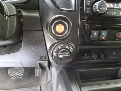 2021 Nissan Titan Base