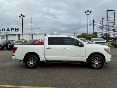 2021 Nissan Titan SV