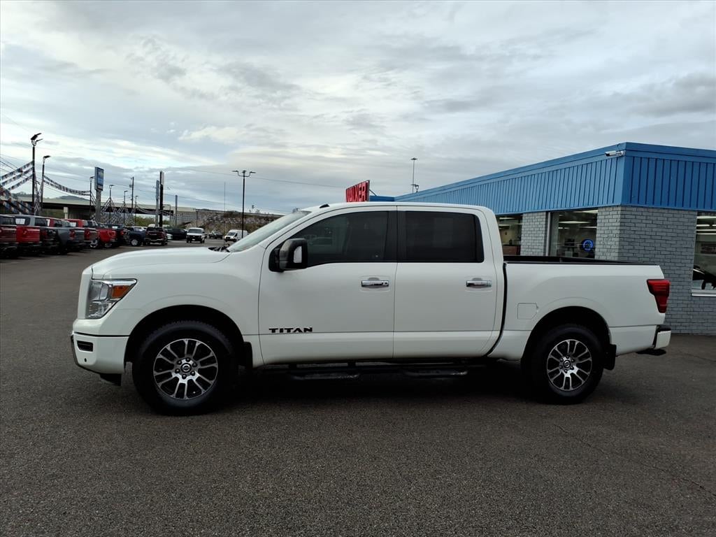 2021 Nissan Titan SV