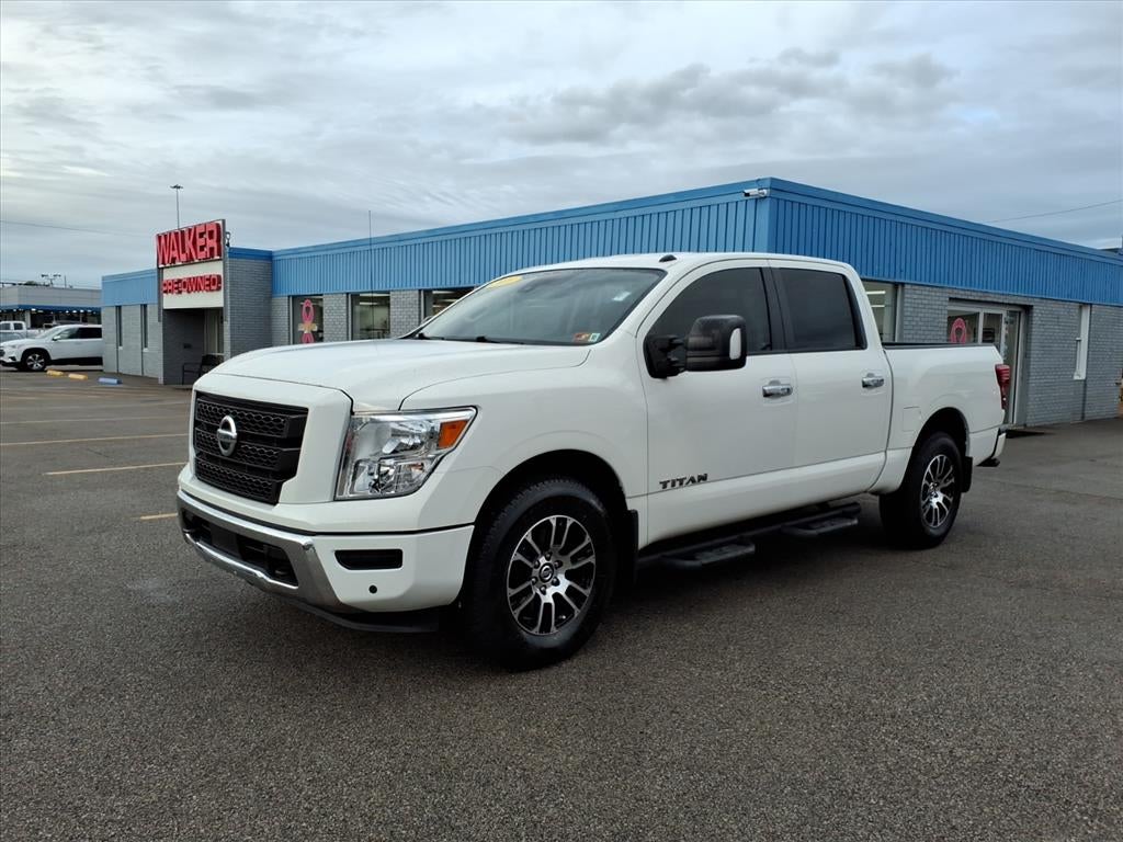2021 Nissan Titan SV