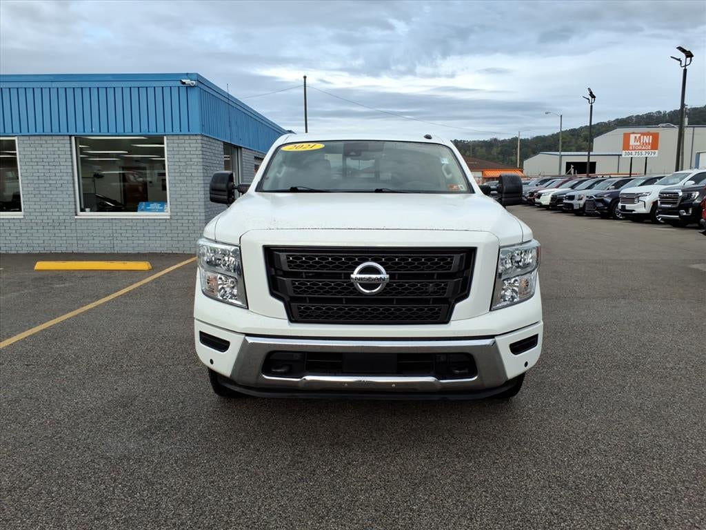 2021 Nissan Titan SV
