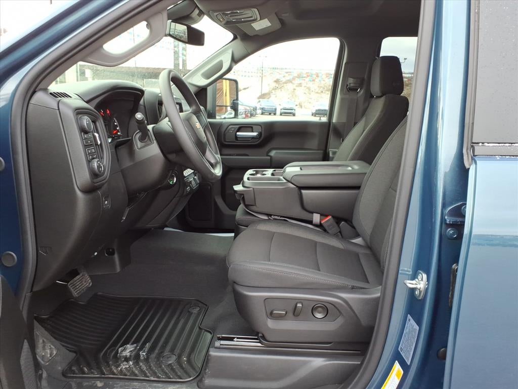 2026 Chevrolet Silverado 2500HD Custom