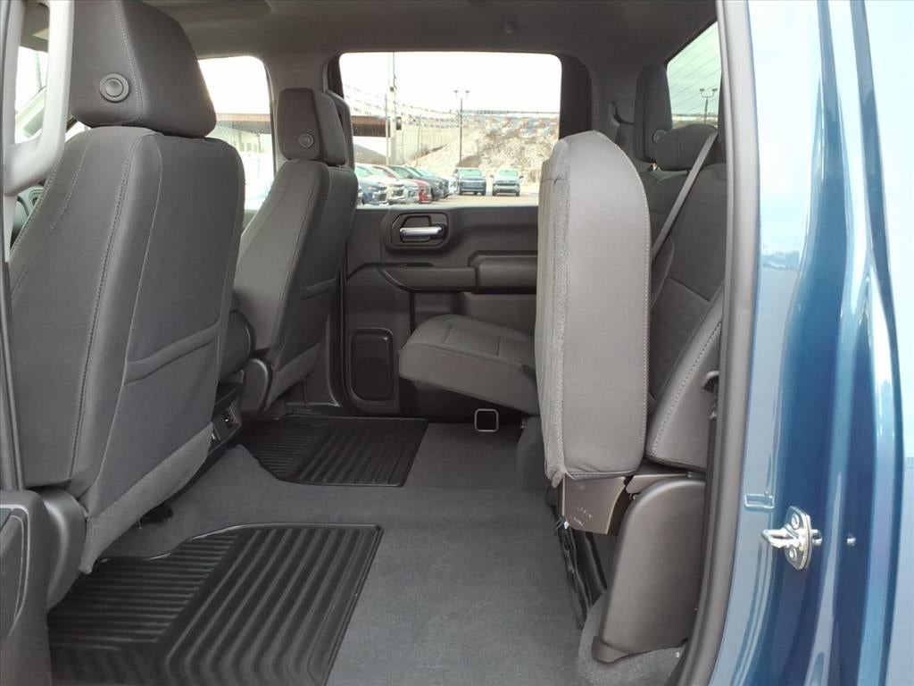 2026 Chevrolet Silverado 2500HD Custom