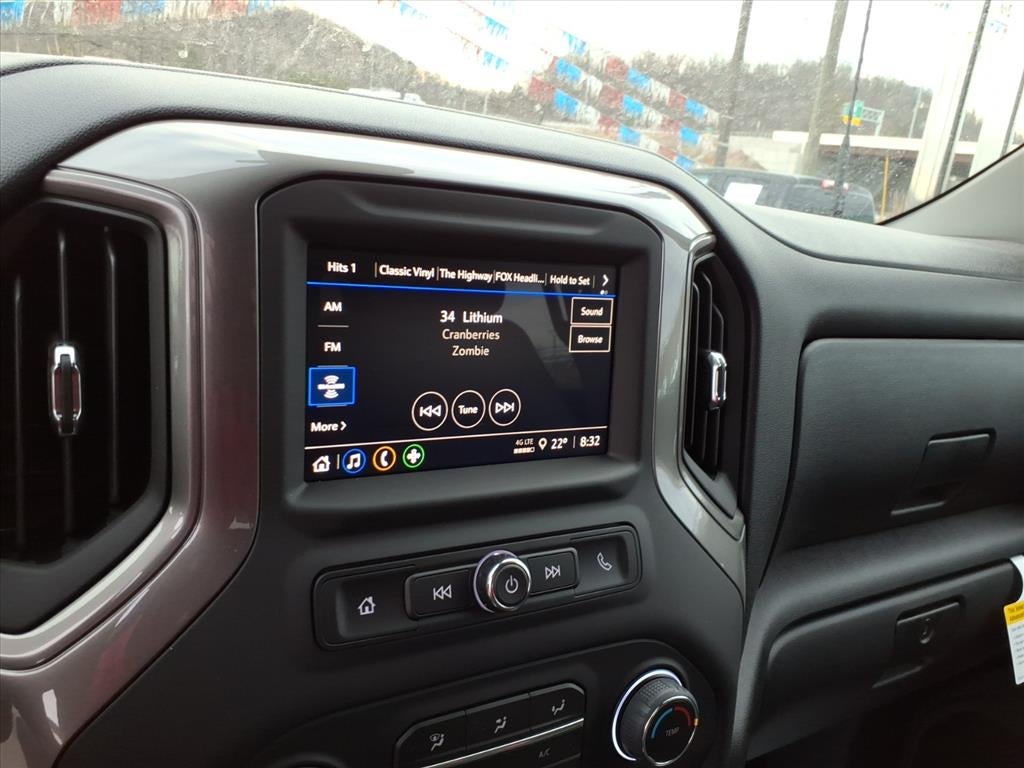 2026 Chevrolet Silverado 2500HD Custom