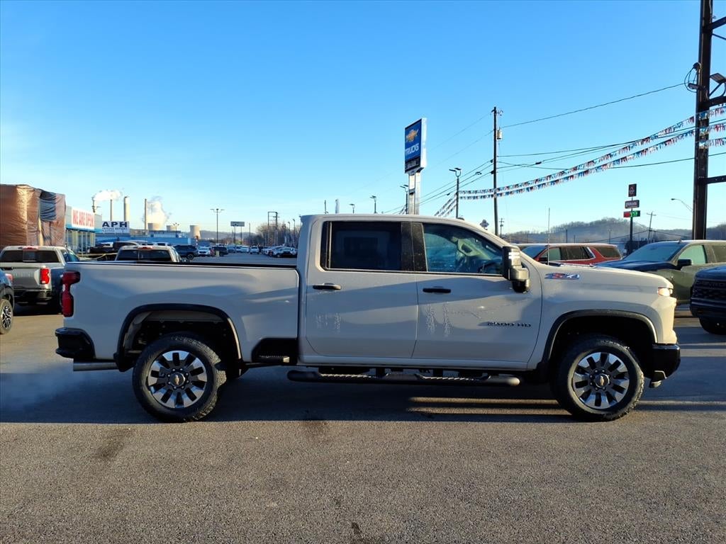 2026 Chevrolet Silverado 2500HD Custom