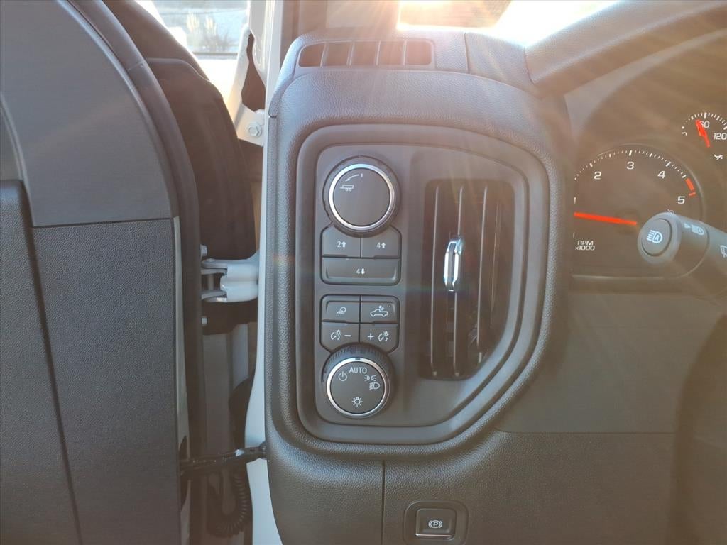 2026 Chevrolet Silverado 2500HD Custom