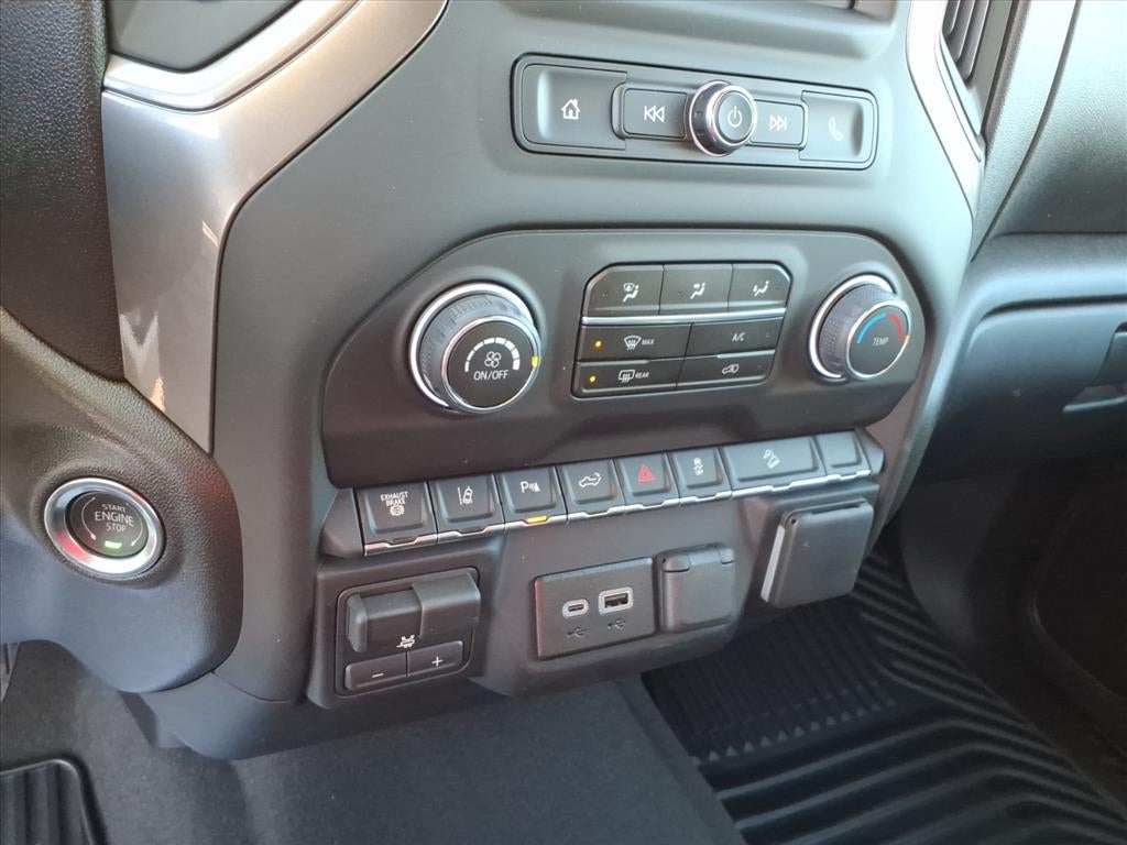 2026 Chevrolet Silverado 2500HD Custom