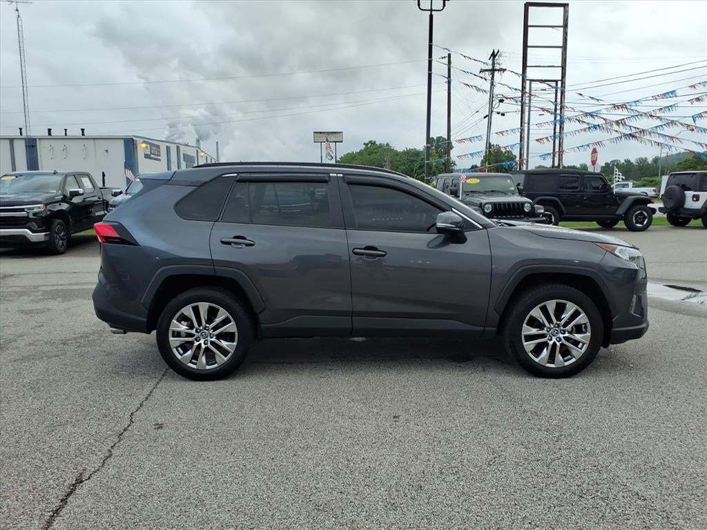 2020 Toyota RAV4 XLE Premium