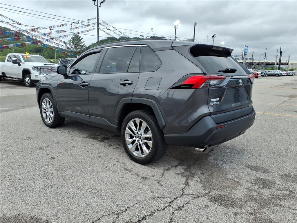 2020 Toyota RAV4 XLE Premium