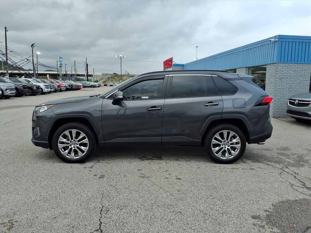 2020 Toyota RAV4 XLE Premium