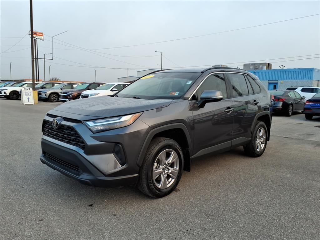 2022 Toyota RAV4 XLE
