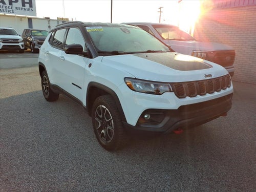 2025 Jeep Compass Trailhawk