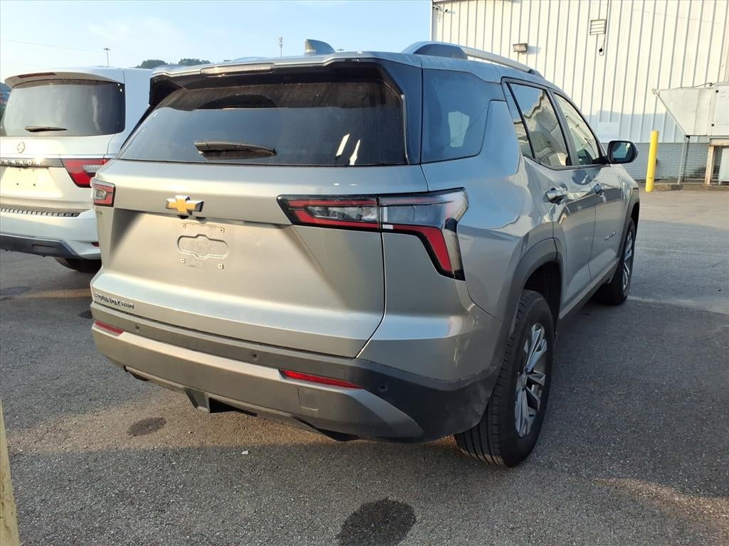 2025 Chevrolet Equinox Base