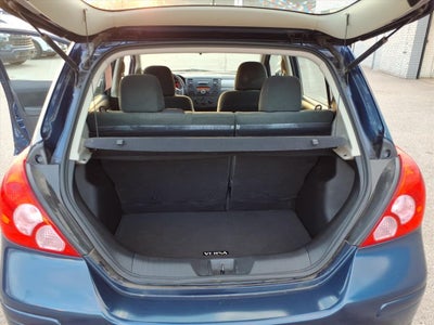 2012 Nissan Versa Base