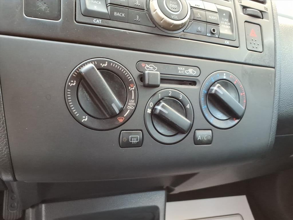 2012 Nissan Versa Base