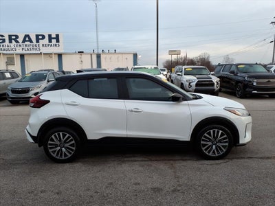 2023 Nissan Kicks SV