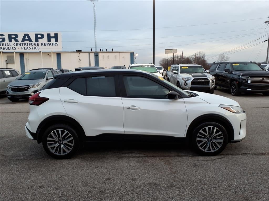 2023 Nissan Kicks SV