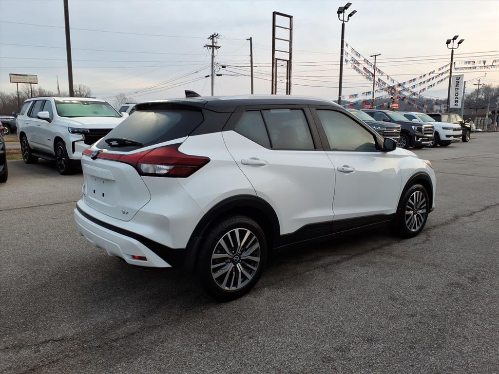 2023 Nissan Kicks SV