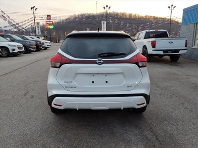 2023 Nissan Kicks SV