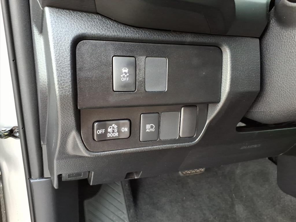 2022 Toyota Tacoma Base