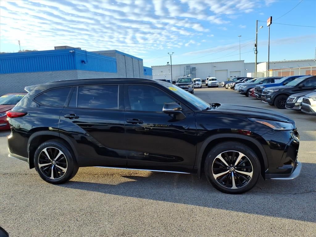 2022 Toyota Highlander XSE