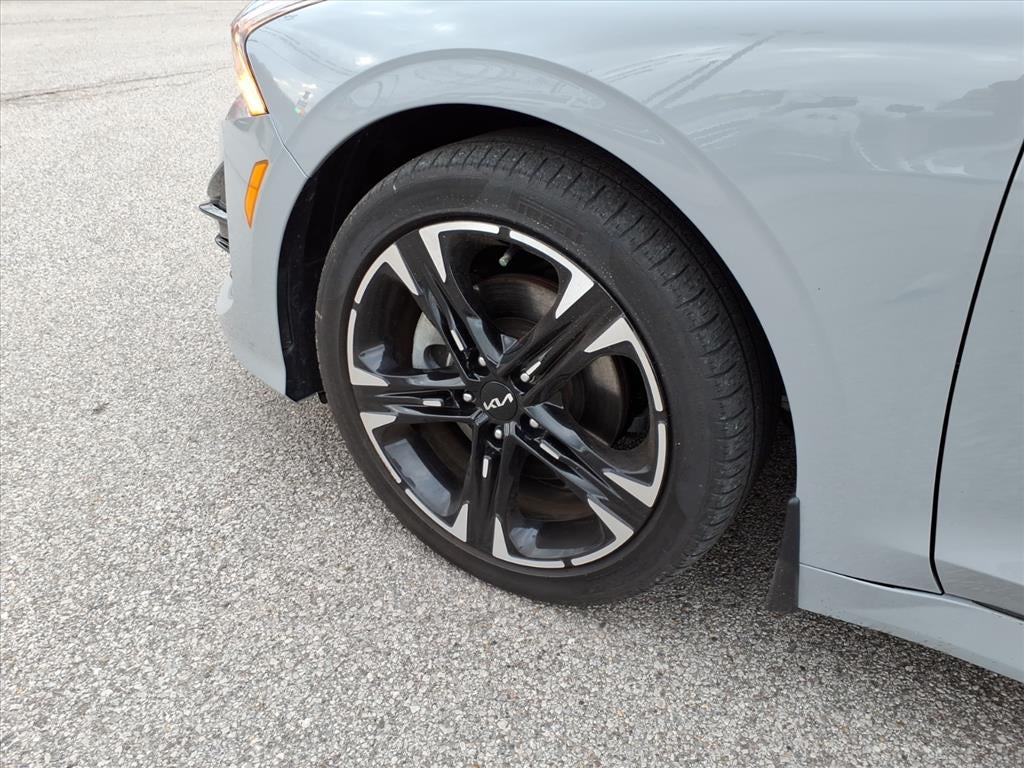 2023 Kia K5 Base