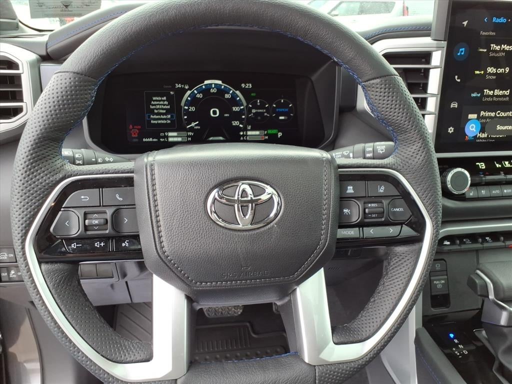 2025 Toyota Sequoia Base