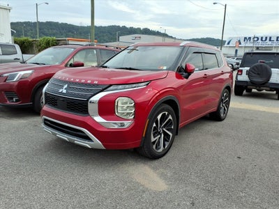 2022 Mitsubishi Outlander Base