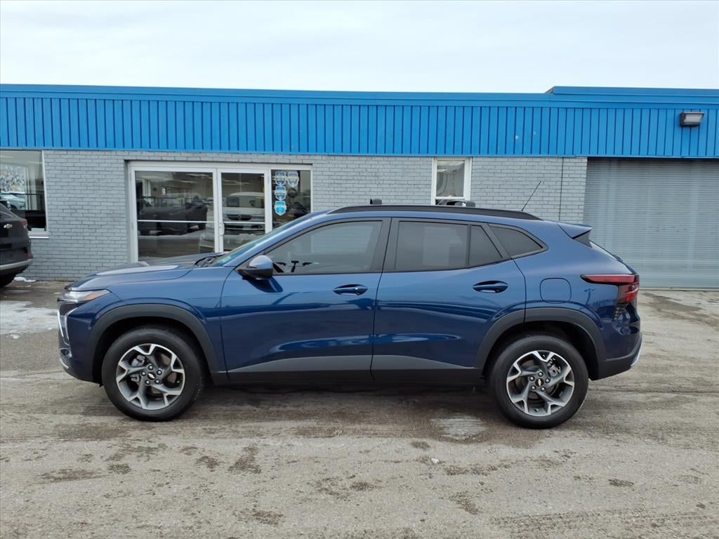 2024 Chevrolet Trax Base