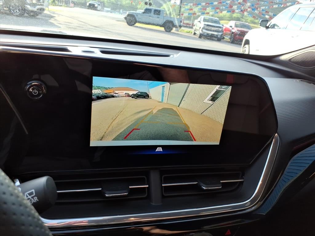 2025 Chevrolet Trax RS