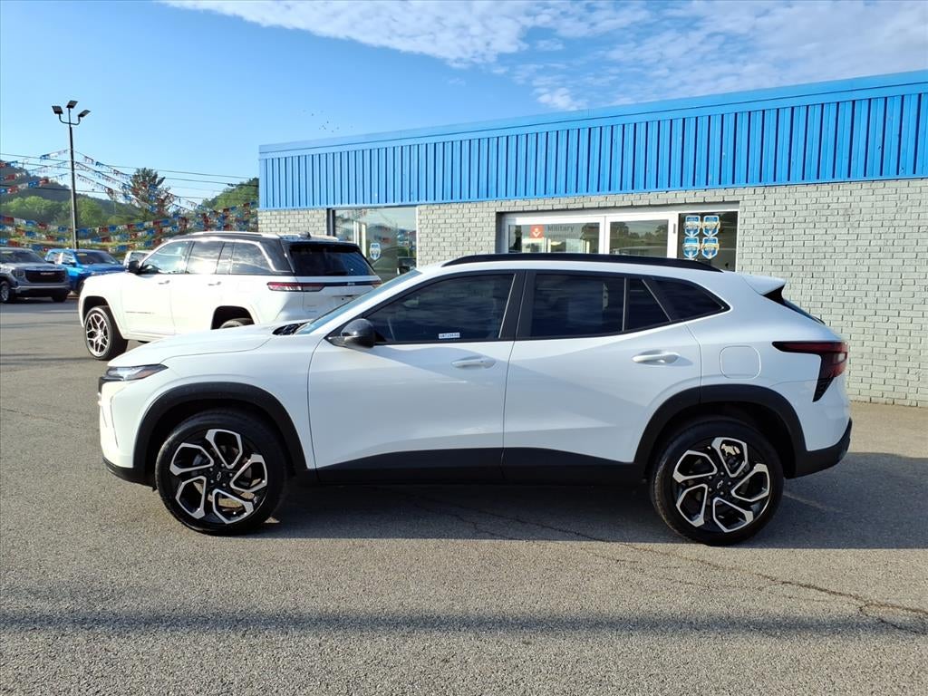 2025 Chevrolet Trax RS