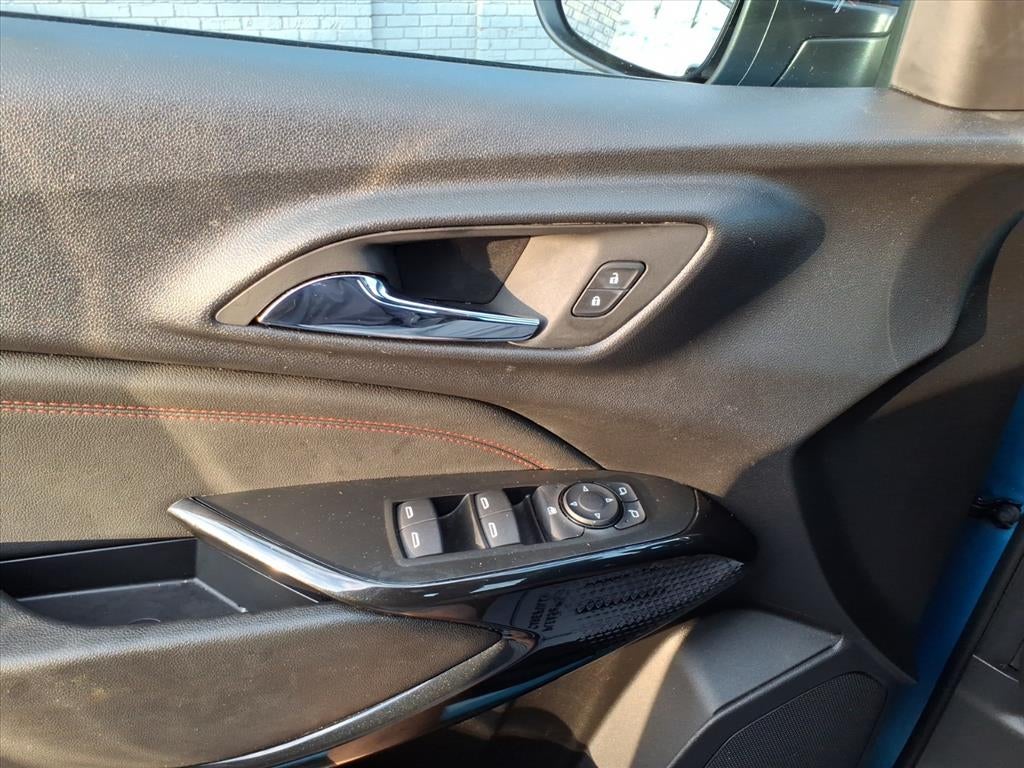 2025 Chevrolet Trax Base