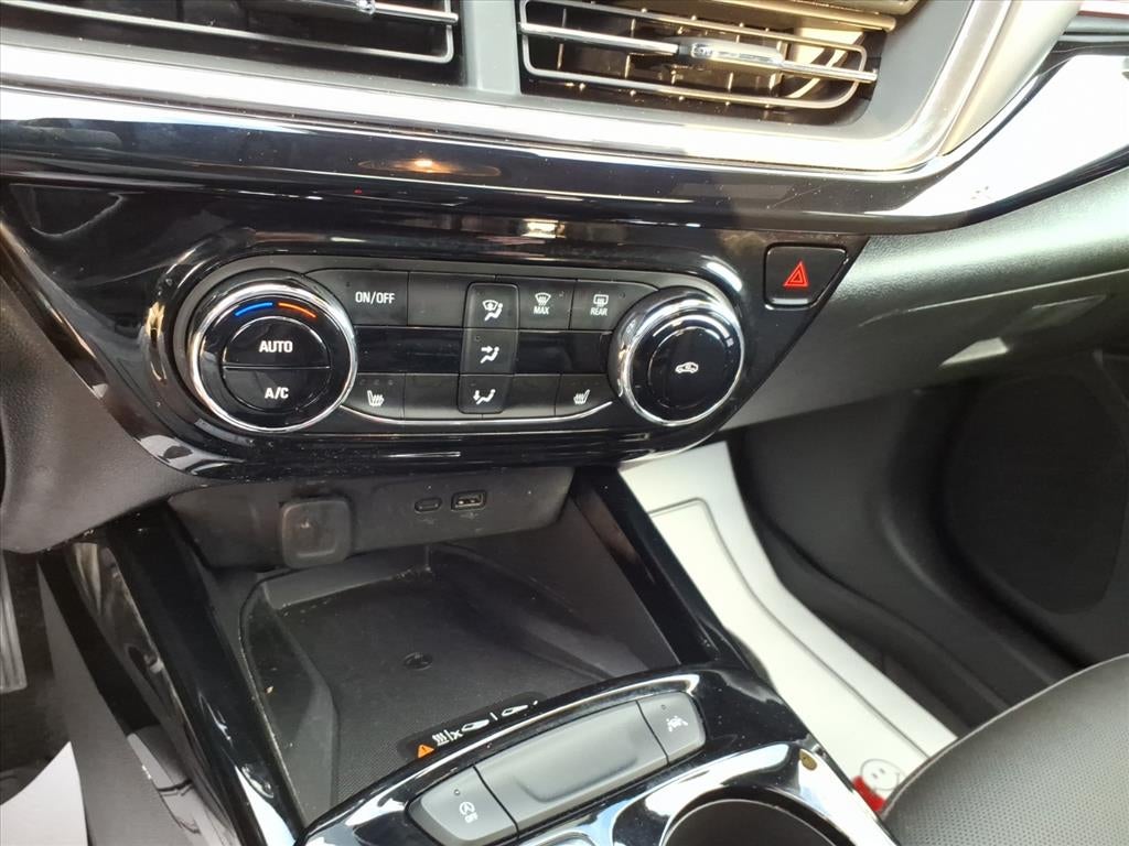 2025 Chevrolet Trax Base