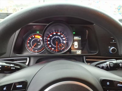 2022 Hyundai ELANTRA Base