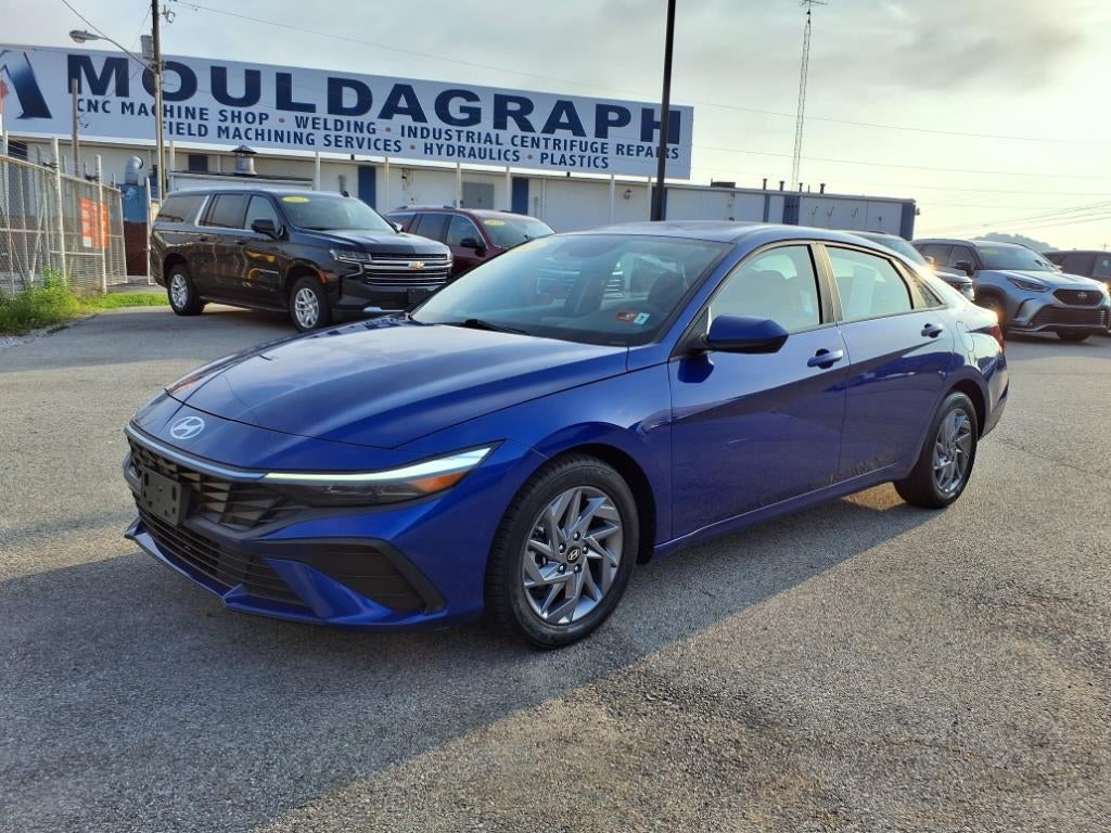 2024 Hyundai ELANTRA SEL