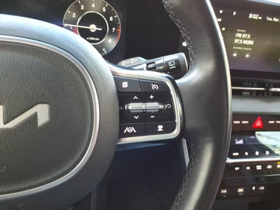 2023 Kia Carnival SX