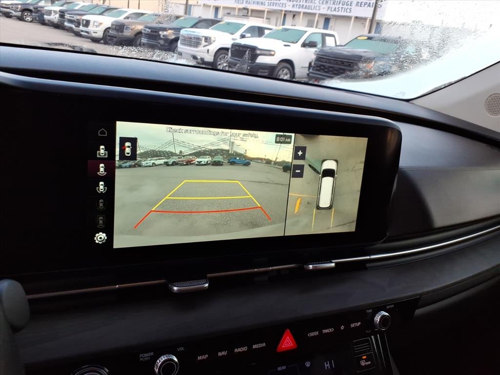 2023 Kia Carnival SX