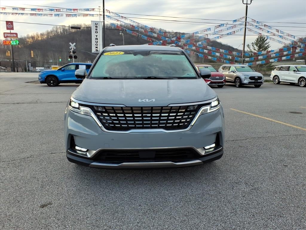 2023 Kia Carnival SX